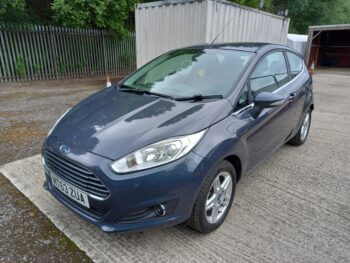Ford Fiesta zetec 1.2 petrol 3 dr 2013 82,000 Miles £35 tax Months Warranty - Image 2