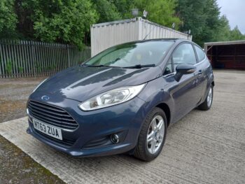 Ford Fiesta zetec 1.2 petrol 3 dr 2013 82,000 Miles £35 tax Months Warranty