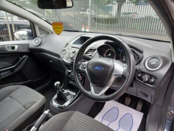Ford Fiesta zetec 1.2 petrol 3 dr 2013 82,000 Miles £35 tax Months Warranty - Image 10