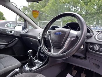 Ford Fiesta zetec 1.2 petrol 3 dr 2013 82,000 Miles £35 tax Months Warranty - Image 11