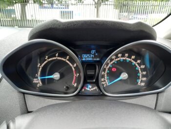 Ford Fiesta zetec 1.2 petrol 3 dr 2013 82,000 Miles £35 tax Months Warranty - Image 26