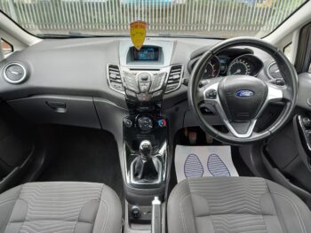Ford Fiesta zetec 1.2 petrol 3 dr 2013 82,000 Miles £35 tax Months Warranty - Image 14