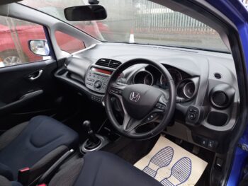 Honda Jazz 1.4 ES + I-VTEC Petrol 2015 83,000 Miles Full Service  History 3 Months Warranty - Image 10