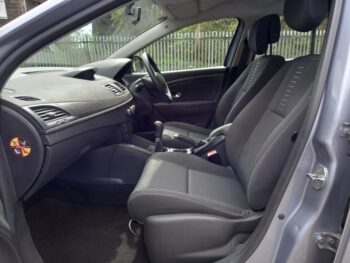 Renault Megane 1.6 16V Petrol Expression 5dr 2009 50,000 Miles 3 Months Warranty - Image 17