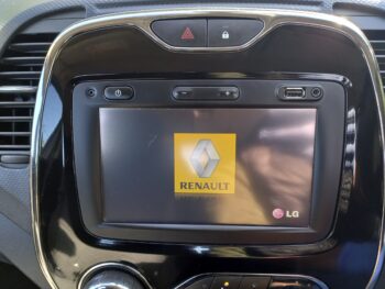 RENAULT CAPTUR 1.5 dCi  Dynamique 2015 88,00 Miles Full Service History 3 Months Warranty - Image 29
