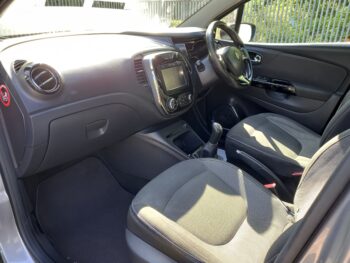 RENAULT CAPTUR 1.5 dCi  Dynamique 2015 88,00 Miles Full Service History 3 Months Warranty - Image 18