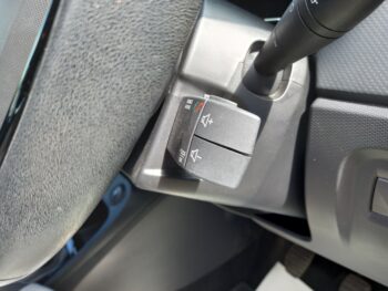 RENAULT CAPTUR 1.5 dCi 90 Dynamique 2013 Full Service History 3 Months Warranty - Image 34