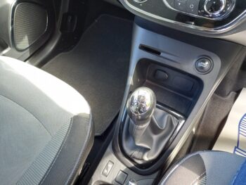 RENAULT CAPTUR 1.5 dCi 90 Dynamique 2013 Full Service History 3 Months Warranty - Image 33