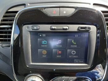 RENAULT CAPTUR 1.5 dCi 90 Dynamique 2013 Full Service History 3 Months Warranty - Image 31