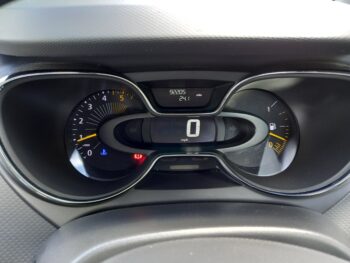 RENAULT CAPTUR 1.5 dCi 90 Dynamique 2013 Full Service History 3 Months Warranty - Image 28