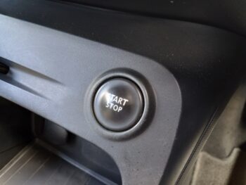 RENAULT CAPTUR 1.5 dCi 90 Dynamique 2013 Full Service History 3 Months Warranty - Image 27