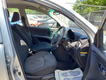 HYUNDAI I10 1.2Active 5dr Automatic 2011 Full Service History 3 Months Warranty - Image 11