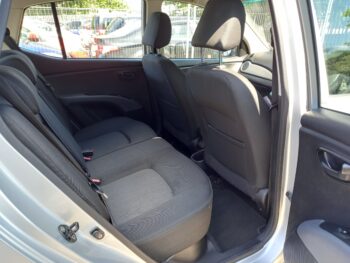 HYUNDAI I10 1.2Active 5dr Automatic 2011 Full Service History 3 Months Warranty - Image 13