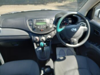 HYUNDAI I10 1.2Active 5dr Automatic 2011 Full Service History 3 Months Warranty - Image 16