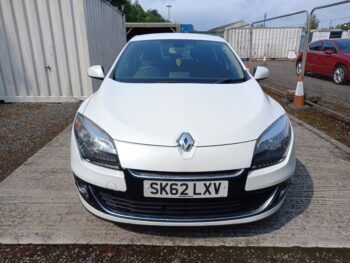 RENAULT MEGANE 1.6 Dynamique 2012 64,000 Miles Full History 3 Months Warranty - Image 9