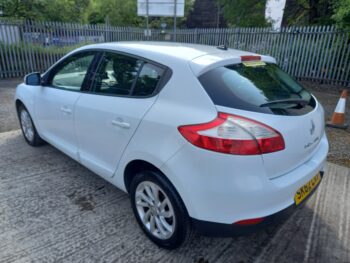 RENAULT MEGANE 1.6 Dynamique 2012 64,000 Miles Full History 3 Months Warranty - Image 4