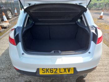 RENAULT MEGANE 1.6 Dynamique 2012 64,000 Miles Full History 3 Months Warranty - Image 32