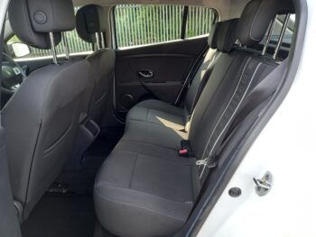 RENAULT MEGANE 1.6 Dynamique 2012 64,000 Miles Full History 3 Months Warranty - Image 22