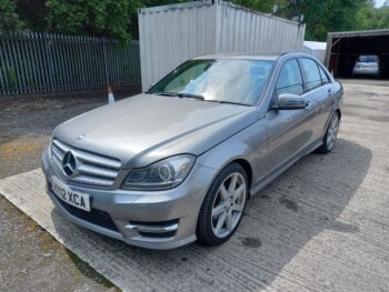 MERCEDES-BENZ C CLASS C220 CDI Sport 2012 88,000 Miles Service History - Image 3