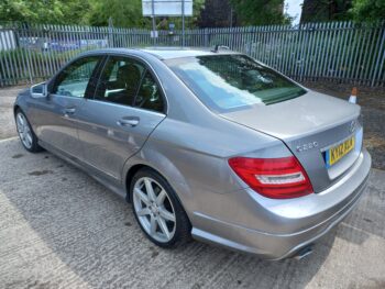 MERCEDES-BENZ C CLASS C220 CDI Sport 2012 88,000 Miles Service History - Image 4
