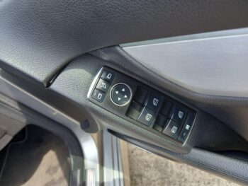 MERCEDES-BENZ C CLASS C220 CDI Sport 2012 88,000 Miles Service History - Image 35