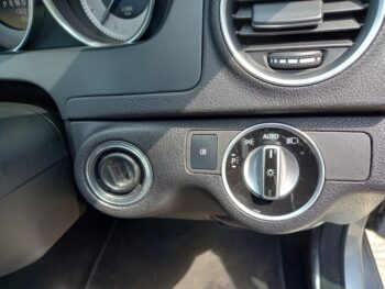 MERCEDES-BENZ C CLASS C220 CDI Sport 2012 88,000 Miles Service History - Image 34
