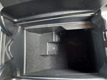 MERCEDES-BENZ C CLASS C220 CDI Sport 2012 88,000 Miles Service History - Image 30