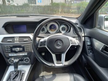 MERCEDES-BENZ C CLASS C220 CDI Sport 2012 88,000 Miles Service History - Image 17