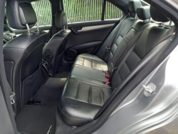 MERCEDES-BENZ C CLASS C220 CDI Sport 2012 88,000 Miles Service History - Image 23