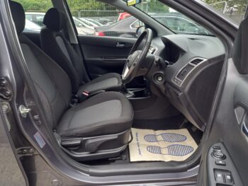 HYUNDAI I20 1.2 Active 5dr 2015 42,000 Miles Full Service History 3 Months Warranty - Image 12
