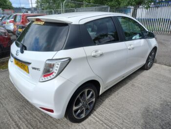 TOYOTA YARIS 1.33 VVT-i Trend 5dr 95,000 Miles Service History 3 Months Warranty - Image 6