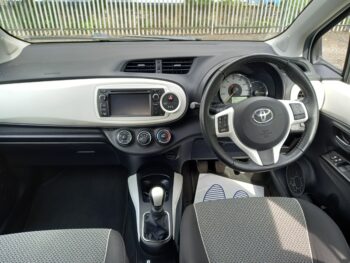 TOYOTA YARIS 1.33 VVT-i Trend 5dr 95,000 Miles Service History 3 Months Warranty - Image 15