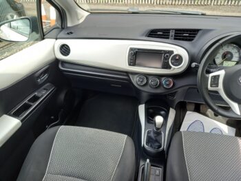 TOYOTA YARIS 1.33 VVT-i Trend 5dr 95,000 Miles Service History 3 Months Warranty - Image 17