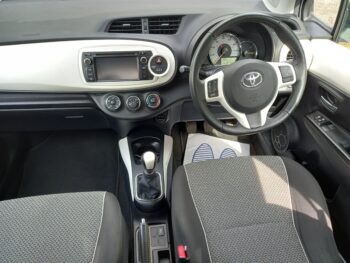 TOYOTA YARIS 1.33 VVT-i Trend 5dr 95,000 Miles Service History 3 Months Warranty - Image 18