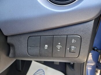 HYUNDAI I10 1.0 SE 5dr 2016 56,000 Miles Full Service history 3 Months Warranty - Image 13