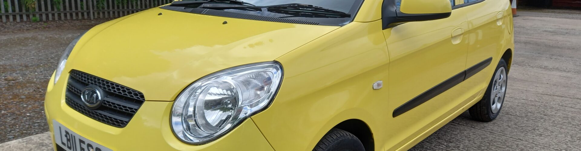 KIA PICANTO 1.1 2 5dr petrol 2011 £35 tax
