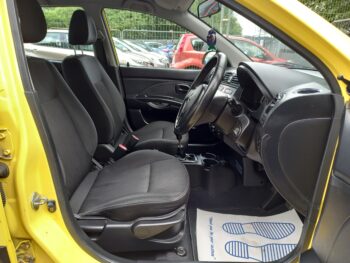 KIA PICANTO 1.1 2 5dr petrol 2011 £35 tax - Image 11
