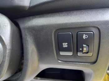 KIA PICANTO 1.1 2 5dr petrol 2011 £35 tax - Image 23