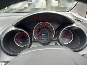 Honda Jazz 1.4 ES + I-VTEC Petrol 2015 83,000 Miles Full Service History 3 Months Warranty - Image 28