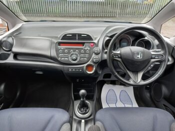 Honda Jazz 1.4 ES + I-VTEC Petrol 2015 83,000 Miles Full Service History 3 Months Warranty - Image 13