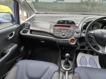 Honda Jazz 1.4 ES + I-VTEC Petrol 2015 83,000 Miles Full Service History 3 Months Warranty - Image 15