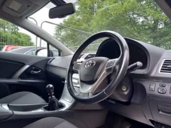 TOYOTA AVENSIS 2.0 D-4D TR 4dr 2012 105,000 Mile Full History 3 Months Warranty - Image 11