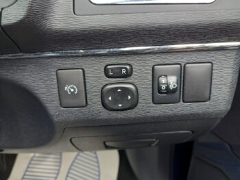 TOYOTA AVENSIS 2.0 D-4D TR 4dr 2012 105,000 Mile Full History 3 Months Warranty - Image 31