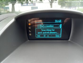 FORD FIESTA 1.25 82 Zetec 3dr 2015 62,000 Miles Full History 3 Months Warranty - Image 26