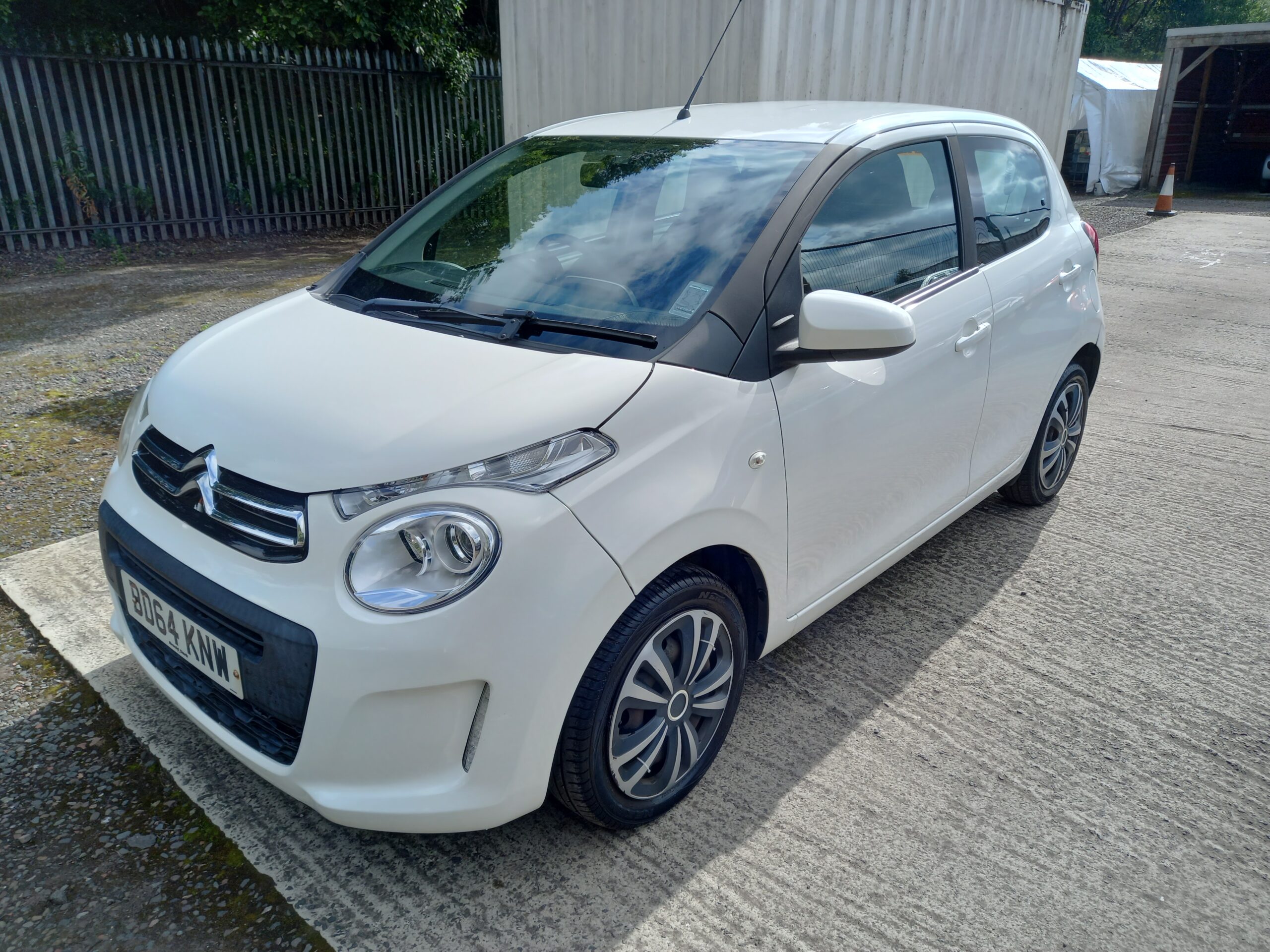 CITROEN C1 1.0 VTi Feel 5dr 49,000 2014 Miles Full Service History £20 tax - Image 3