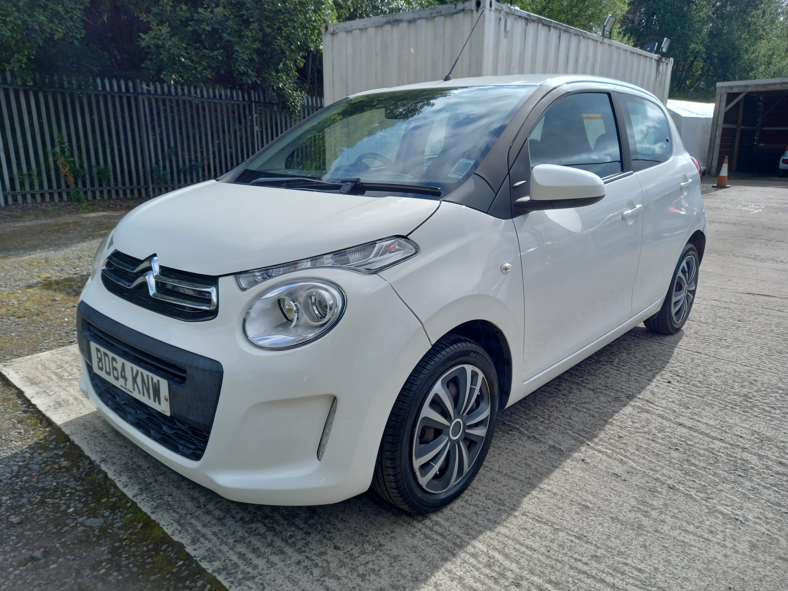 CITROEN C1 1.0 VTi Feel 5dr 49,000 2014 Miles Full Service History £20 tax
