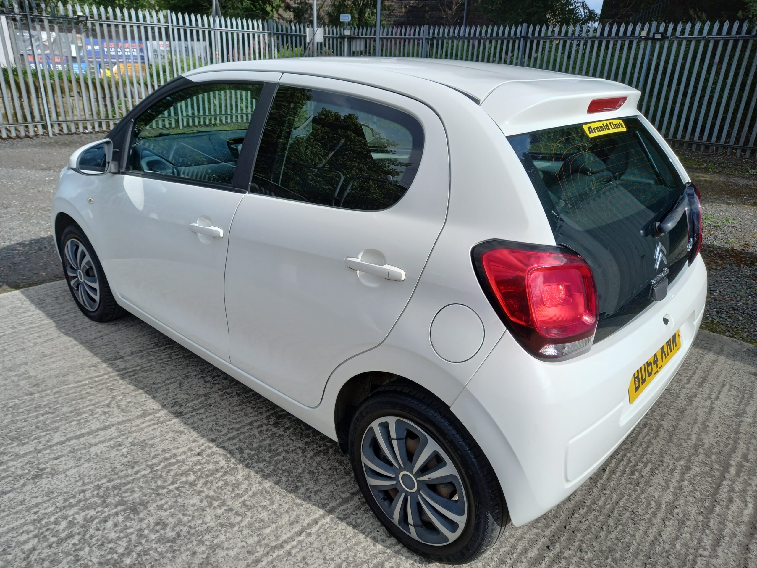 CITROEN C1 1.0 VTi Feel 5dr 49,000 2014 Miles Full Service History £20 tax - Image 5