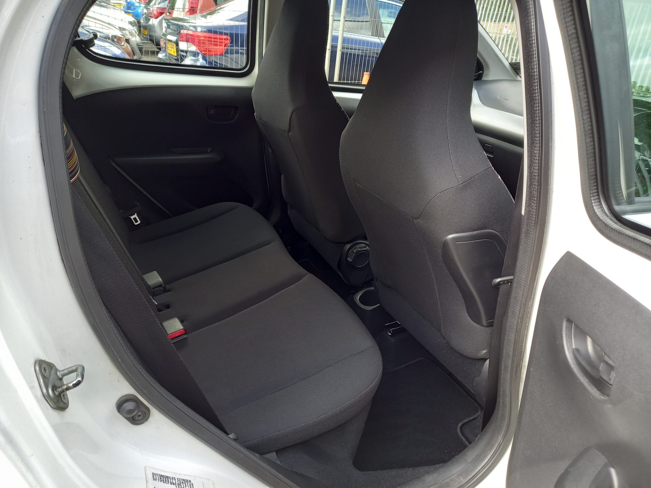 CITROEN C1 1.0 VTi Feel 5dr 49,000 2014 Miles Full Service History £20 tax - Image 16