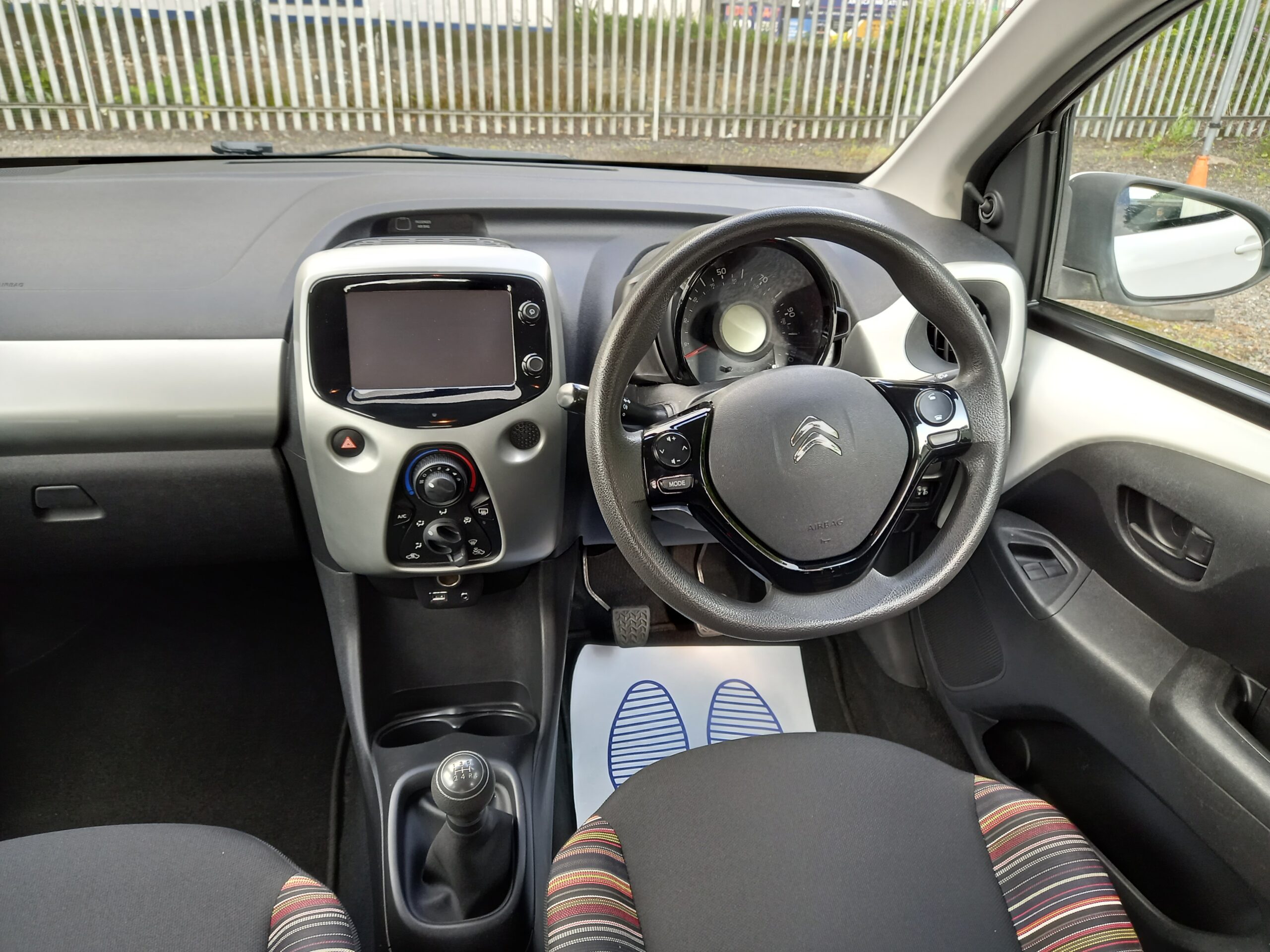 CITROEN C1 1.0 VTi Feel 5dr 49,000 2014 Miles Full Service History £20 tax - Image 14
