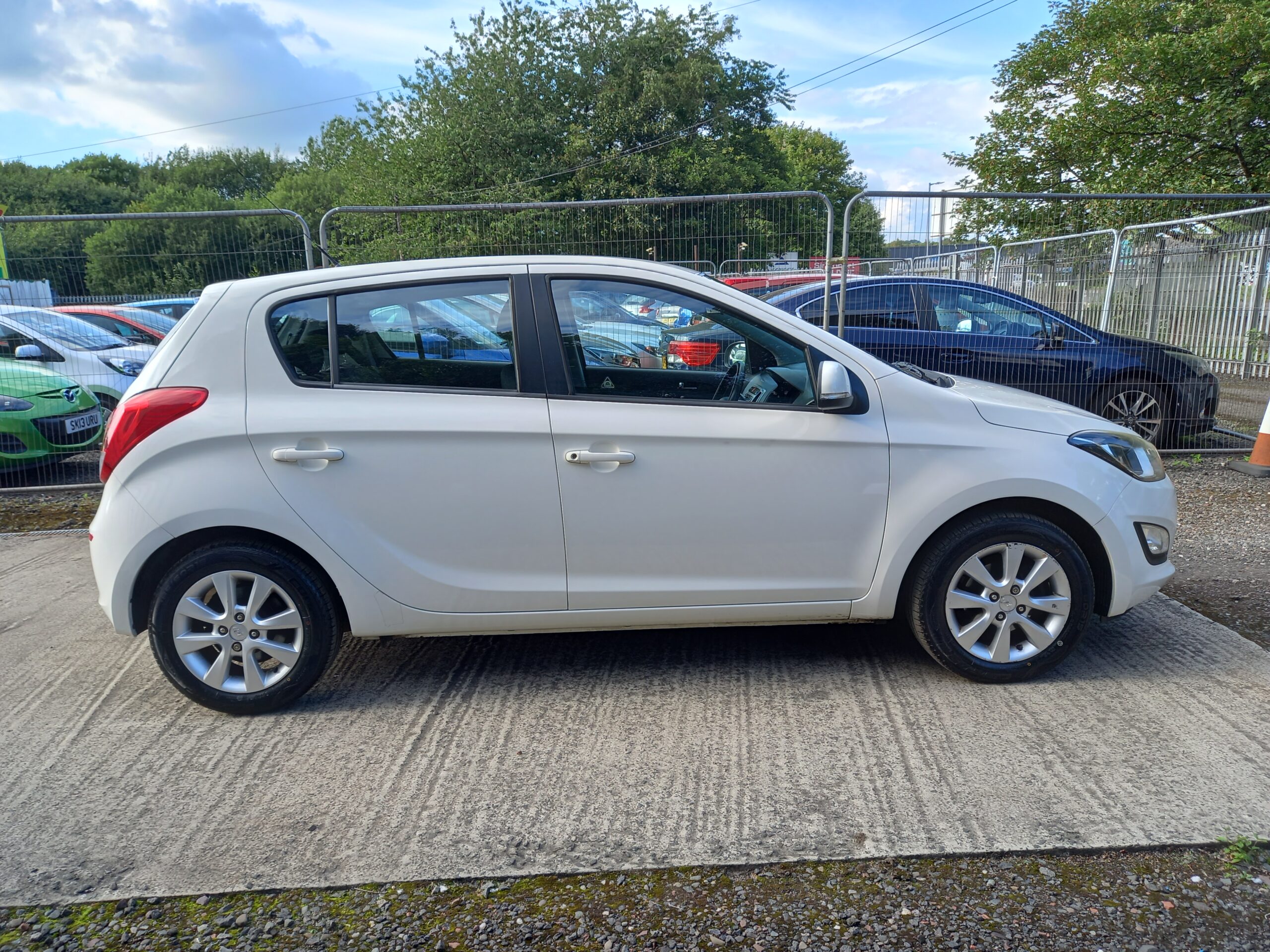 HYUNDAI I20 1.2 Active Petrol 5dr 2013 38,000 Miles £35 road atx - Image 10